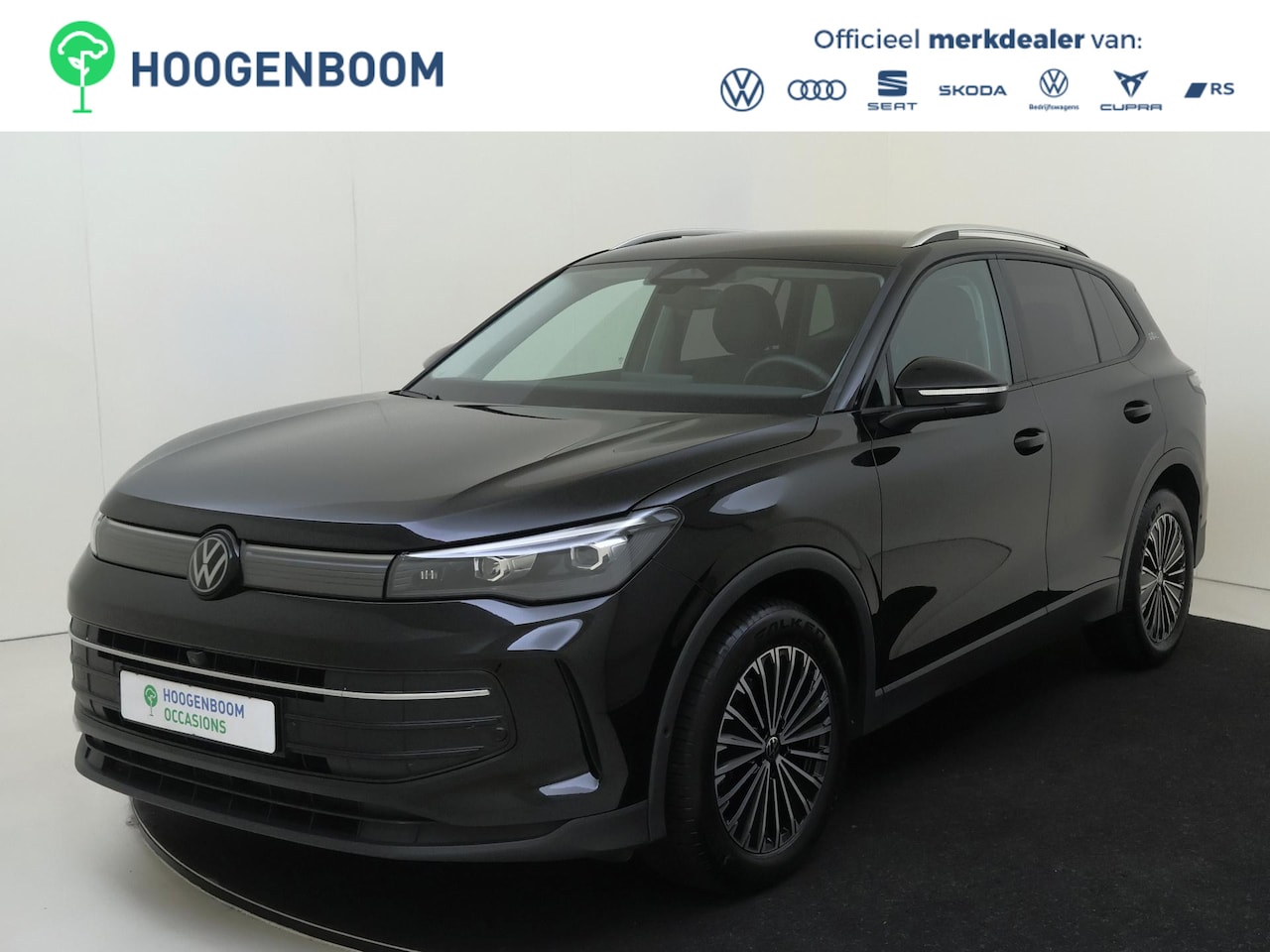 Volkswagen Tiguan - 1.5 eTSI Life | Trekhaak | 360 camera | Parkeerassistent | Navigatie | Stoel- en stuurwiel - AutoWereld.nl