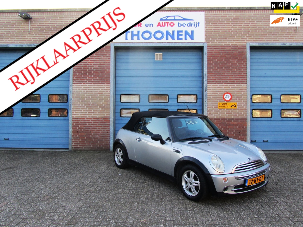 MINI Cabrio - 1.6 One Pepper|cabrio|2 deurs|elektrisch bedienbare kap|stoelverwarming|elektrische ramen| - AutoWereld.nl
