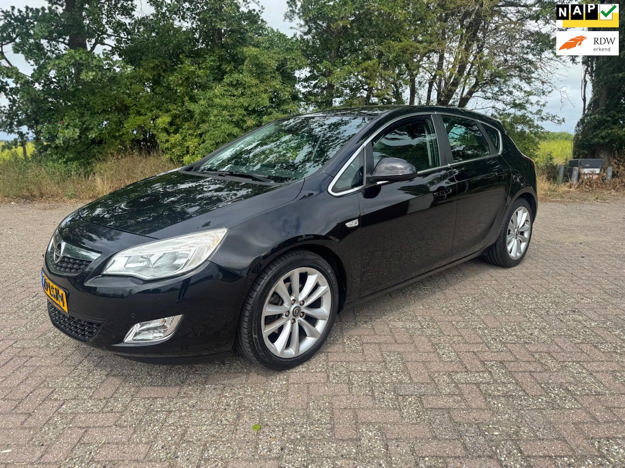 Opel Astra - 1.6 Turbo Cosmo|Automaat|Leder - AutoWereld.nl
