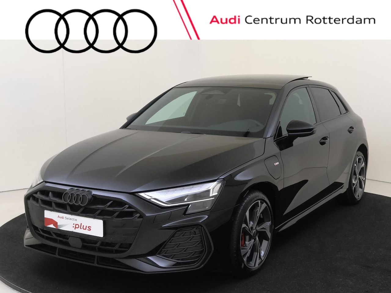 Audi A3 Sportback - 45 TFSI e S edition Competition | Panoramadak | SONOS audio | Keyless | Sfeerverlichting | - AutoWereld.nl