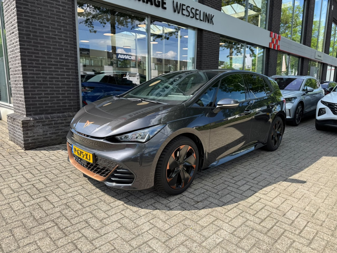 CUPRA Born - Adrenaline One 62 kWh | 19" Lmv | Adapt cruise | Camera - AutoWereld.nl