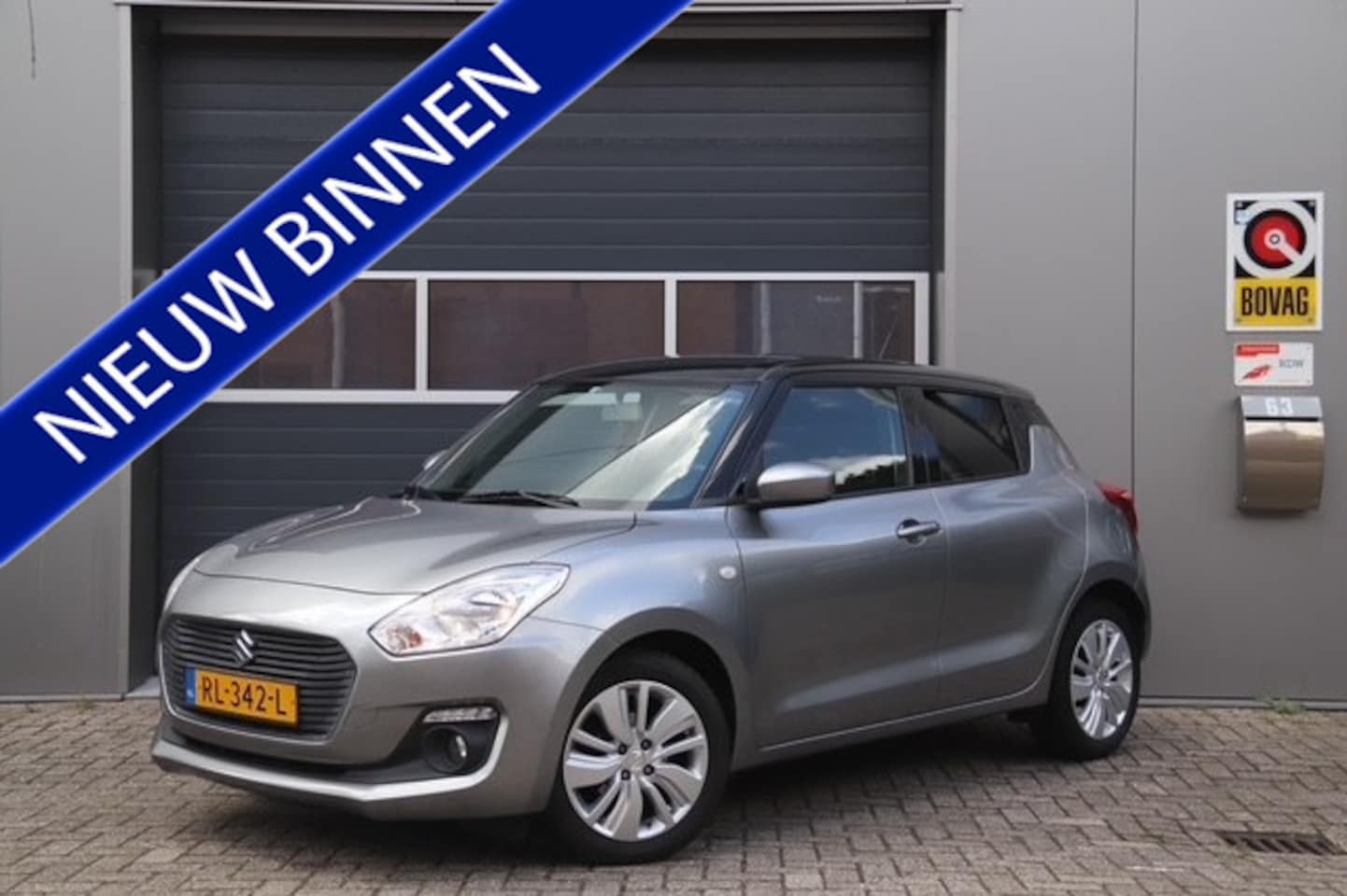 Suzuki Swift - 1.2 Select 1.2 Select, Stoelverwarming, Carplay, Camera - AutoWereld.nl