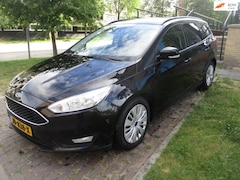 Ford Focus Wagon - 1.0 Trend Edition/MOTOR COMPLEET GEREVISEERD//