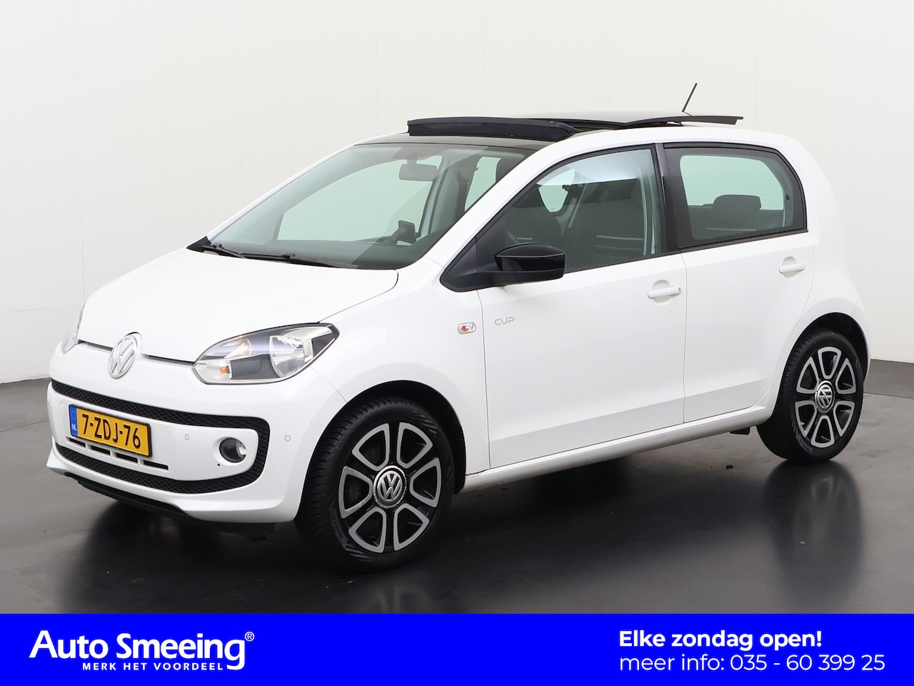 Volkswagen Up! - 1.0 up! Edition Automaat | Schuifdak | Stoelverwarming | Navigatie | Zondag Open! - AutoWereld.nl