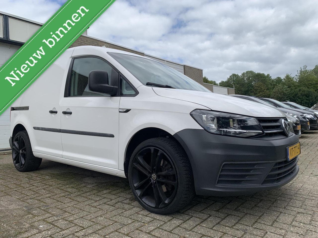 Volkswagen Caddy - Bestel 2.0 TDI L1H1 EURO6 CarPlay Airco Trekhaak Elektrische ramen 18'' LM velgen - AutoWereld.nl