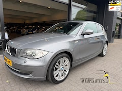 BMW 1-serie - 120i Business Line Ultimate Edition / automaat / apk 7-2027
