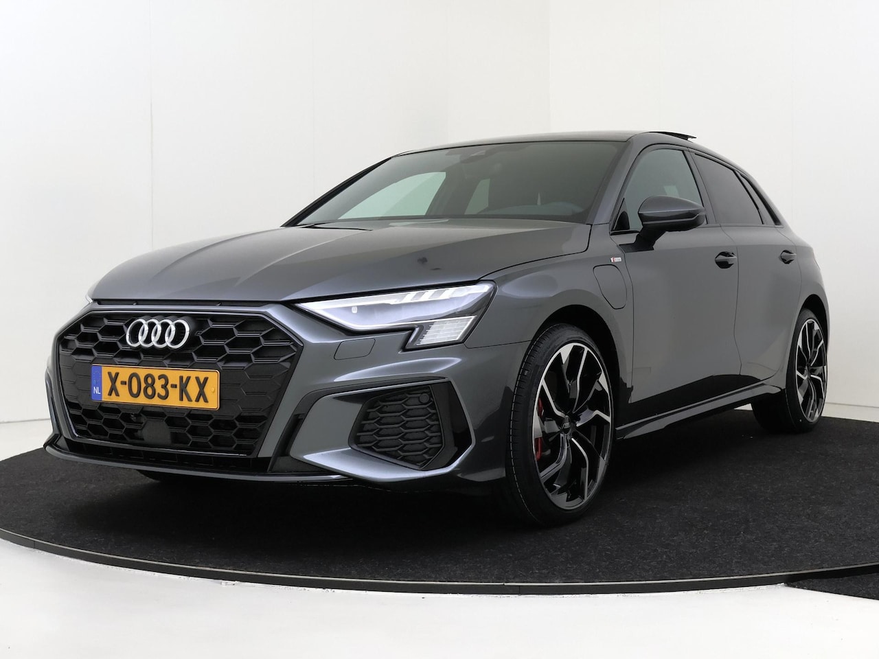 Audi A3 Sportback - 45 TFSI e S edition Competition | SoH 96% | Panoramadak | Virtual cockpit Plus | Optiekpak - AutoWereld.nl