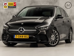 Mercedes-Benz B-klasse - 180 AMG Sport Automaat (GROOT NAVI, TREKHAAK, GETINT GLAS, LEDER/ALCANTARA, STOELVERWARMIN