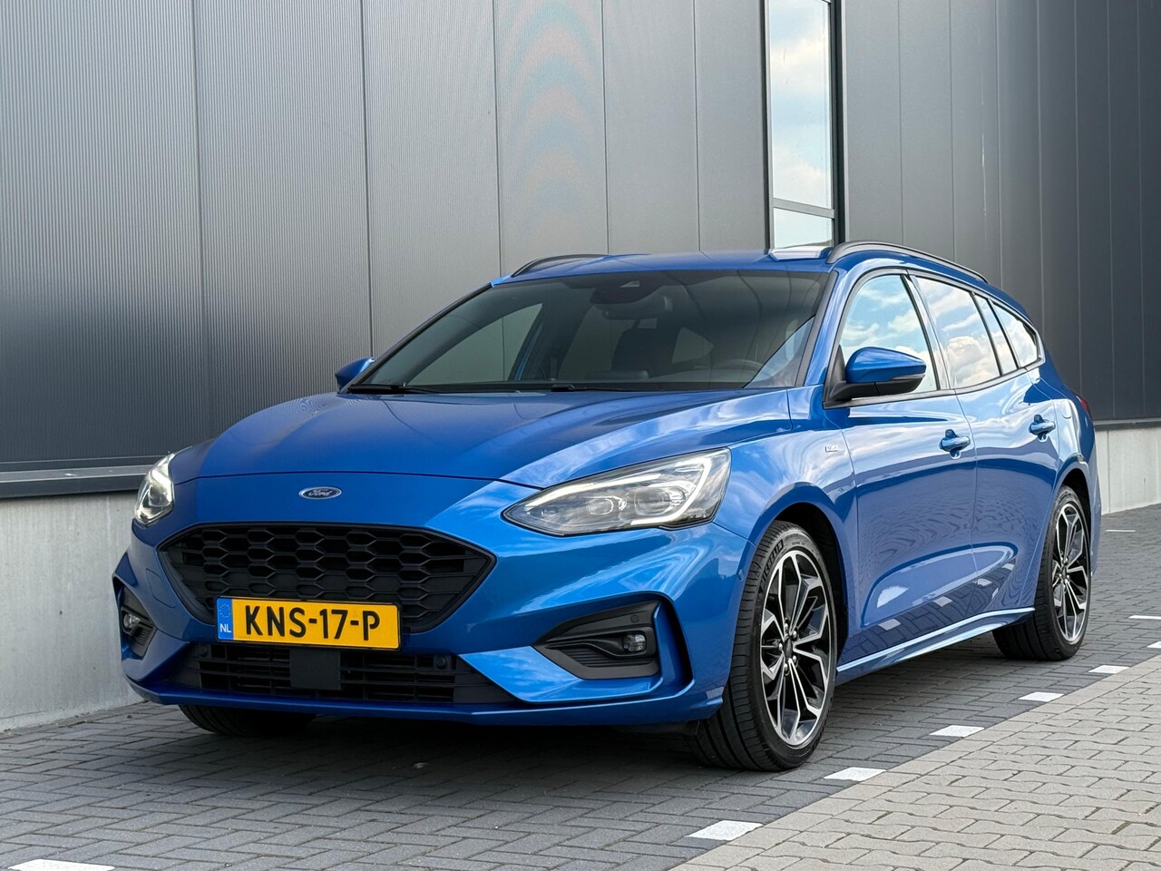 Ford Focus Wagon - 1.5 EcoBoost ST Line Business 182pk LED - VT Cockpit - VOL - AutoWereld.nl