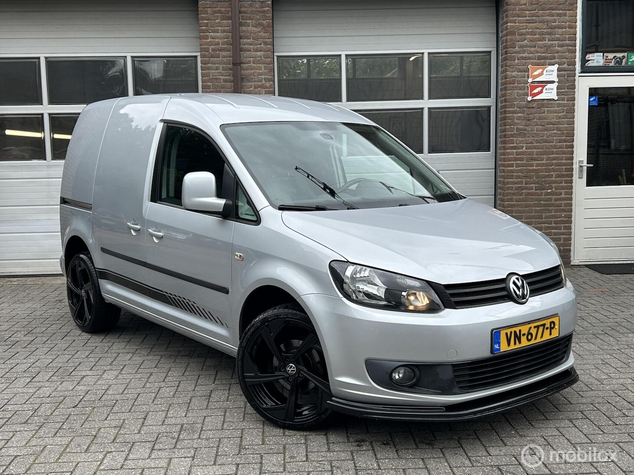 Volkswagen Caddy - Bestel 1.6 TDI C-Edition | Airco | 19” inch - AutoWereld.nl