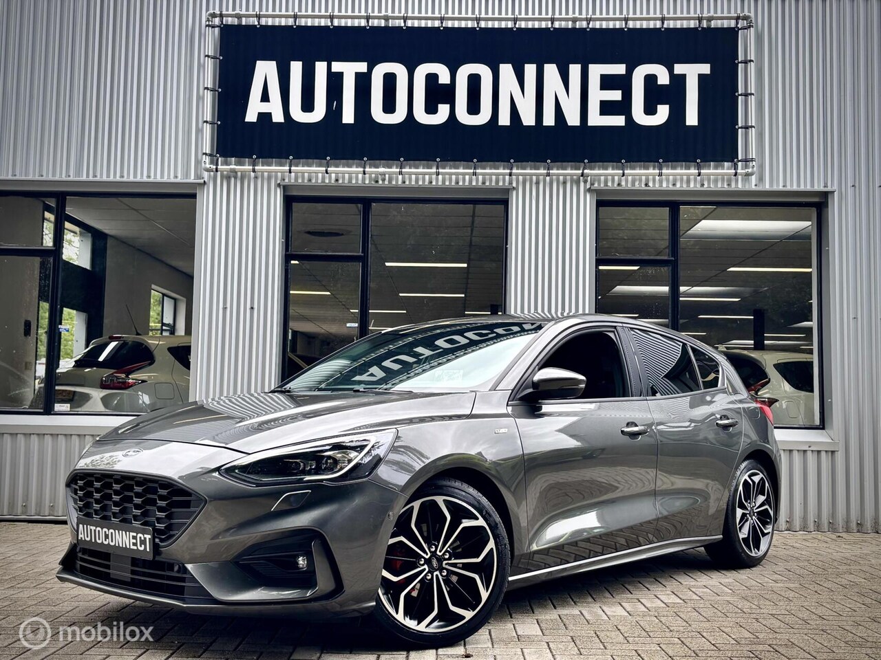 Ford Focus - 1.5 EcoBoost ST Line. CAMERA, NAVI, HUD, STUUR&STOELVERWARMING - AutoWereld.nl