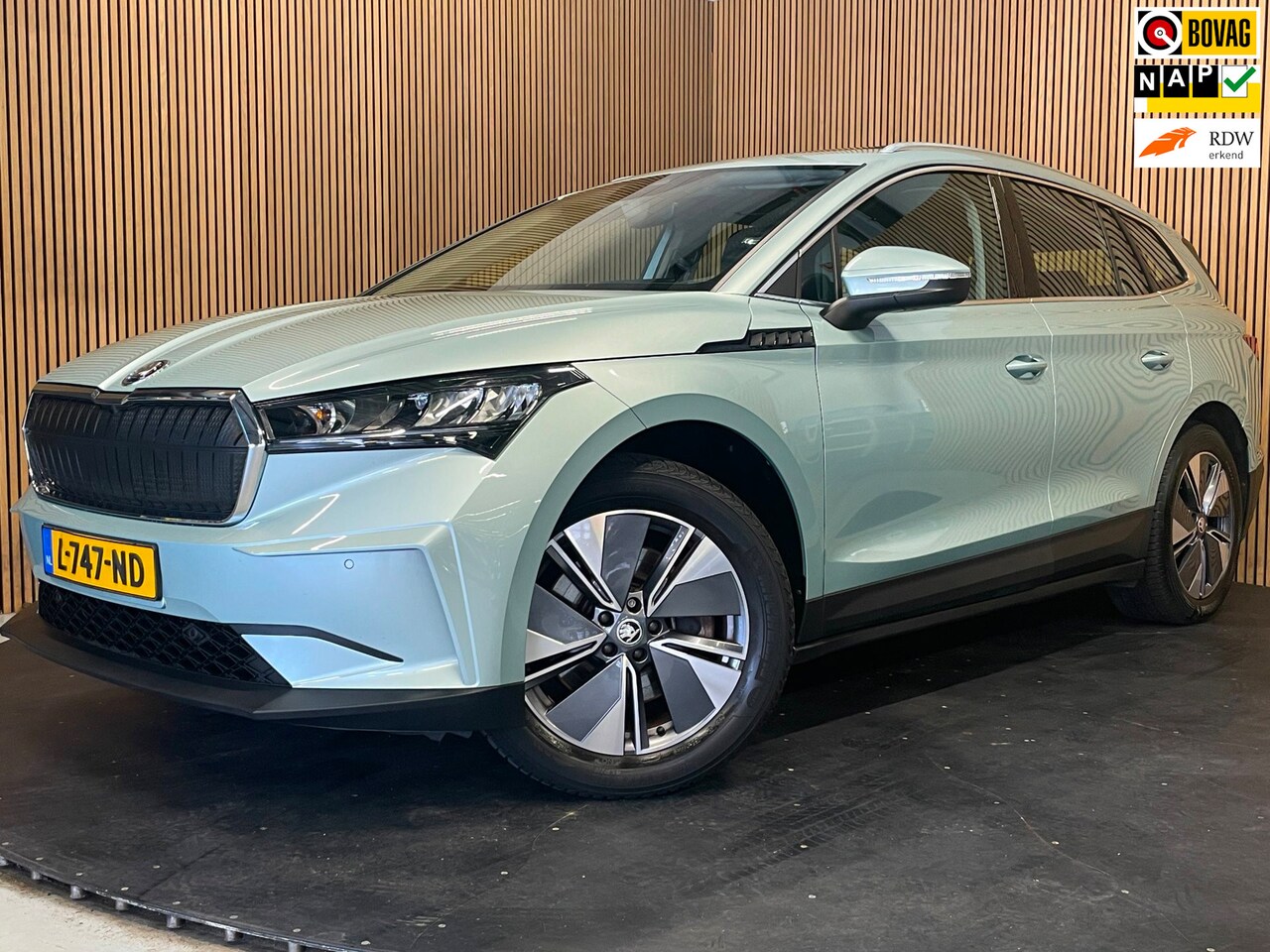 Skoda Enyaq iV - 80|89% SOH|GROTE ACCU|ACC|PANORAMADAK|HEAD-UP|STUURVERW.|CARPLAY/ANDROID|CAMERA|NAVI|NL-AU - AutoWereld.nl