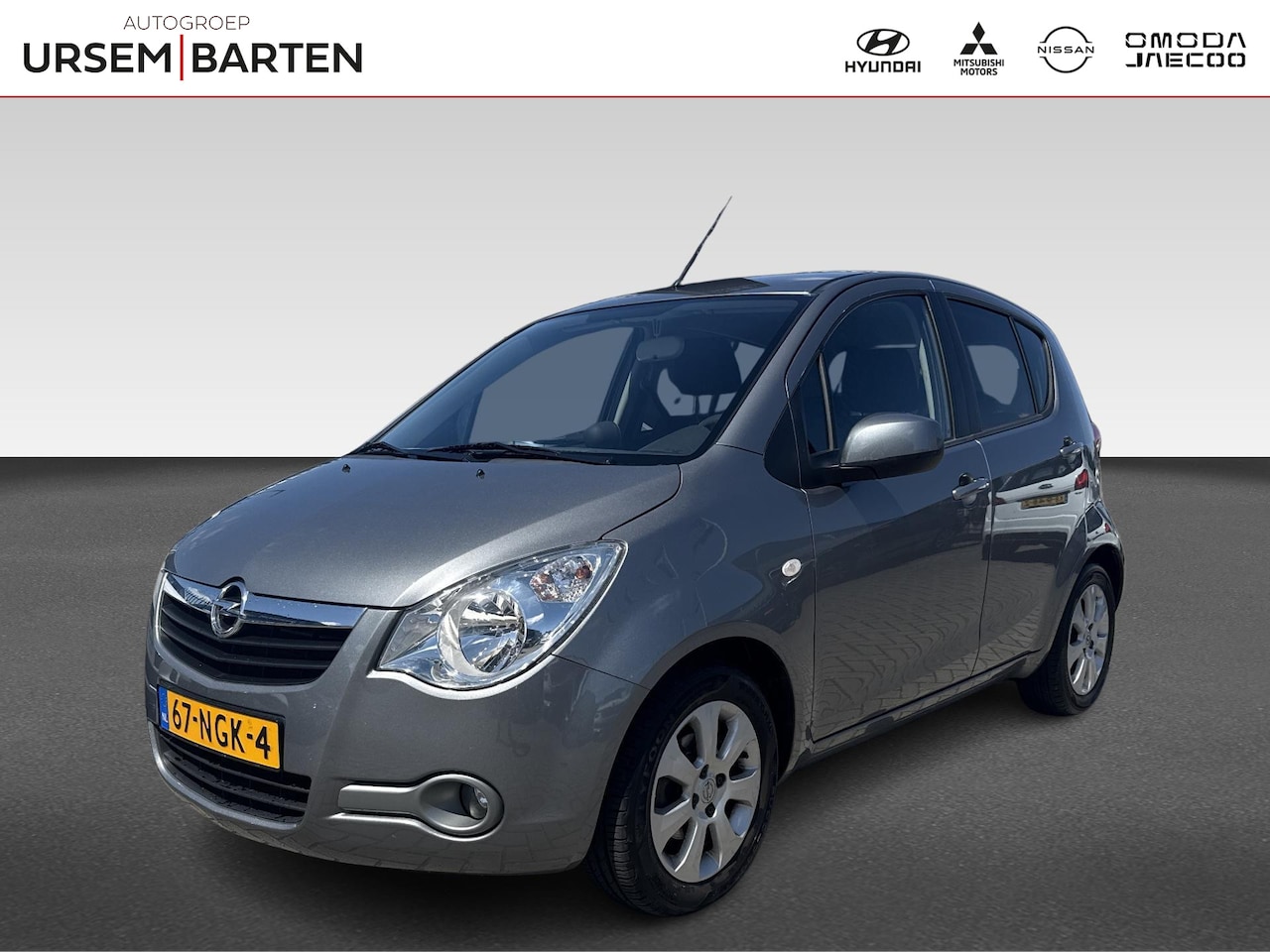 Opel Agila - 1.2 Edition | Achterbank in delen neerklapbaar | Airco | Centrale deurvergrendeling met af - AutoWereld.nl