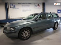 Volvo V70 - 2.4 T Ocean Race / APK 2027 / LEES TEKST