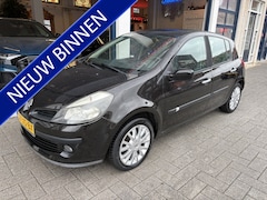 Renault Clio - 1.6-16V Dynamique S AIRCO/APK 05-2027/5 DEURS