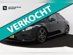 Mercedes-Benz A-klasse - 180 AMG Line (PANORAMADAK, SFEERVERLICHTING, CAMERA, STOELVERWARMING, 1e EIGENAAR, GOED ON