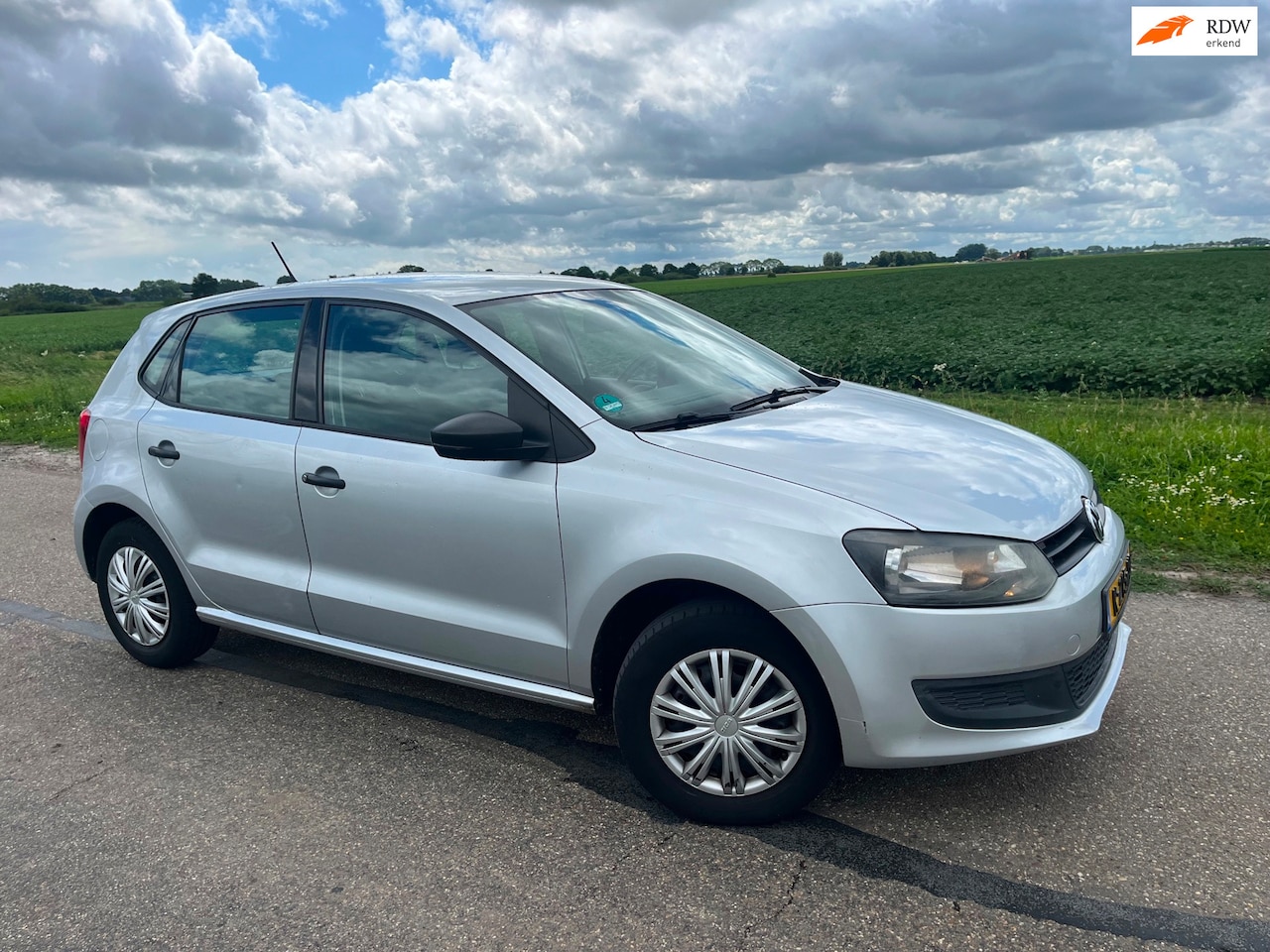 Volkswagen Polo - 1.2-12V Trendline / 130.000km 2011 - AutoWereld.nl