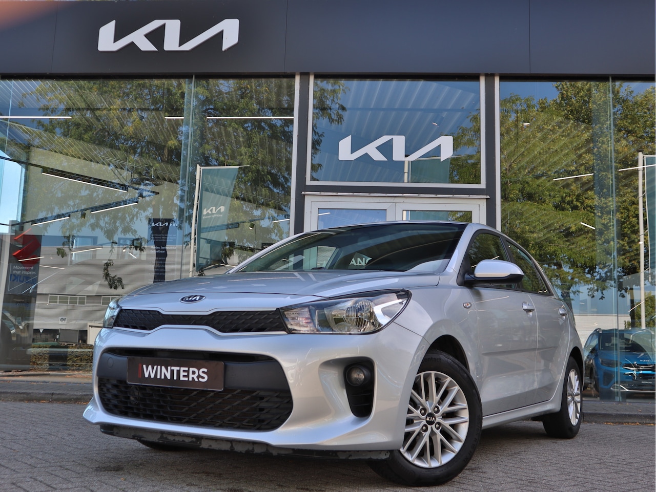 Kia Rio - 1.2 CVVT DynamicLine | Navigatie | Camera | Carplay | "15 LMV | tot 10jr.Garantie | - AutoWereld.nl