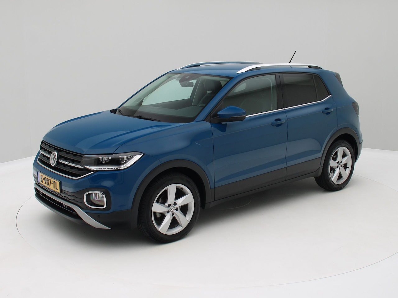 Volkswagen T-Cross - 1.0 TSI Style Camera / PDC / Adapt. Cruise / Carplay - AutoWereld.nl