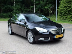 Opel Insignia - 1.6 T Design Edition Bj '13 Luxe NAVI Trekhaak