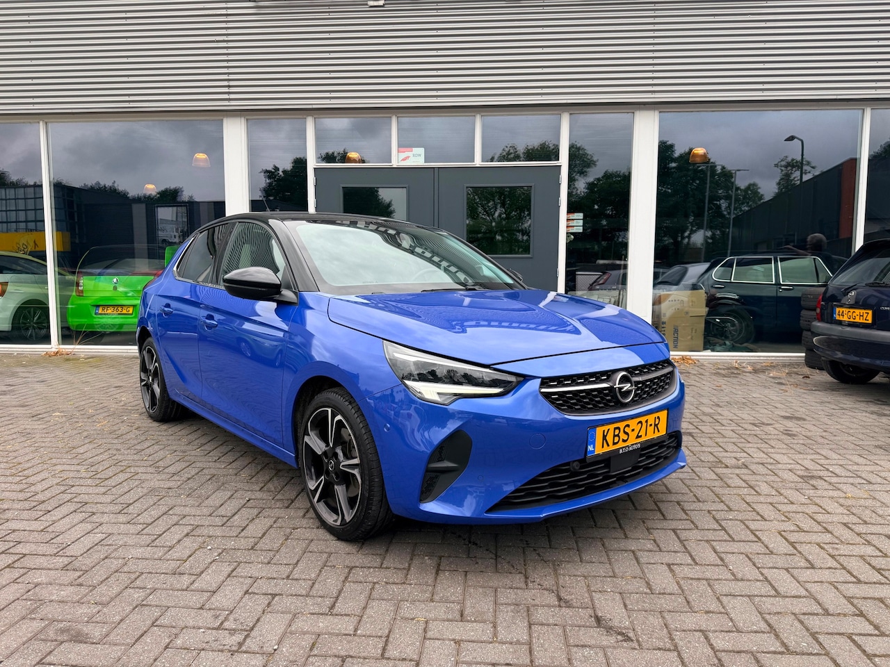 Opel Corsa - 1.2 Ultimate/Digital Cockpit/Zwart Dak/Navi/Luxe uitvoering!!! - AutoWereld.nl
