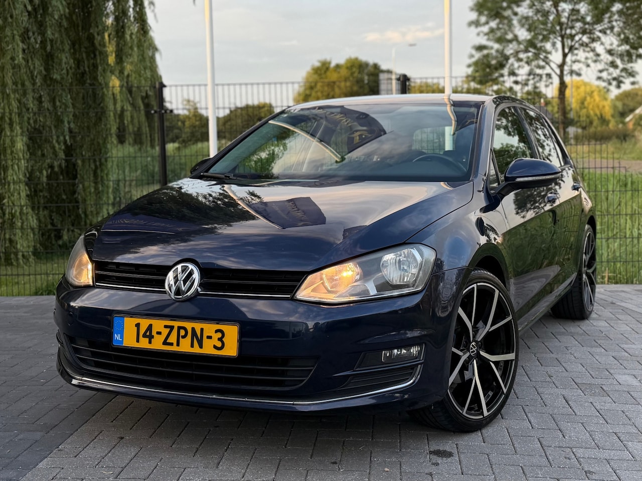 Volkswagen Golf - 1.4 TSI Highline AUT / CLIMA / CRUISE / NAP - AutoWereld.nl