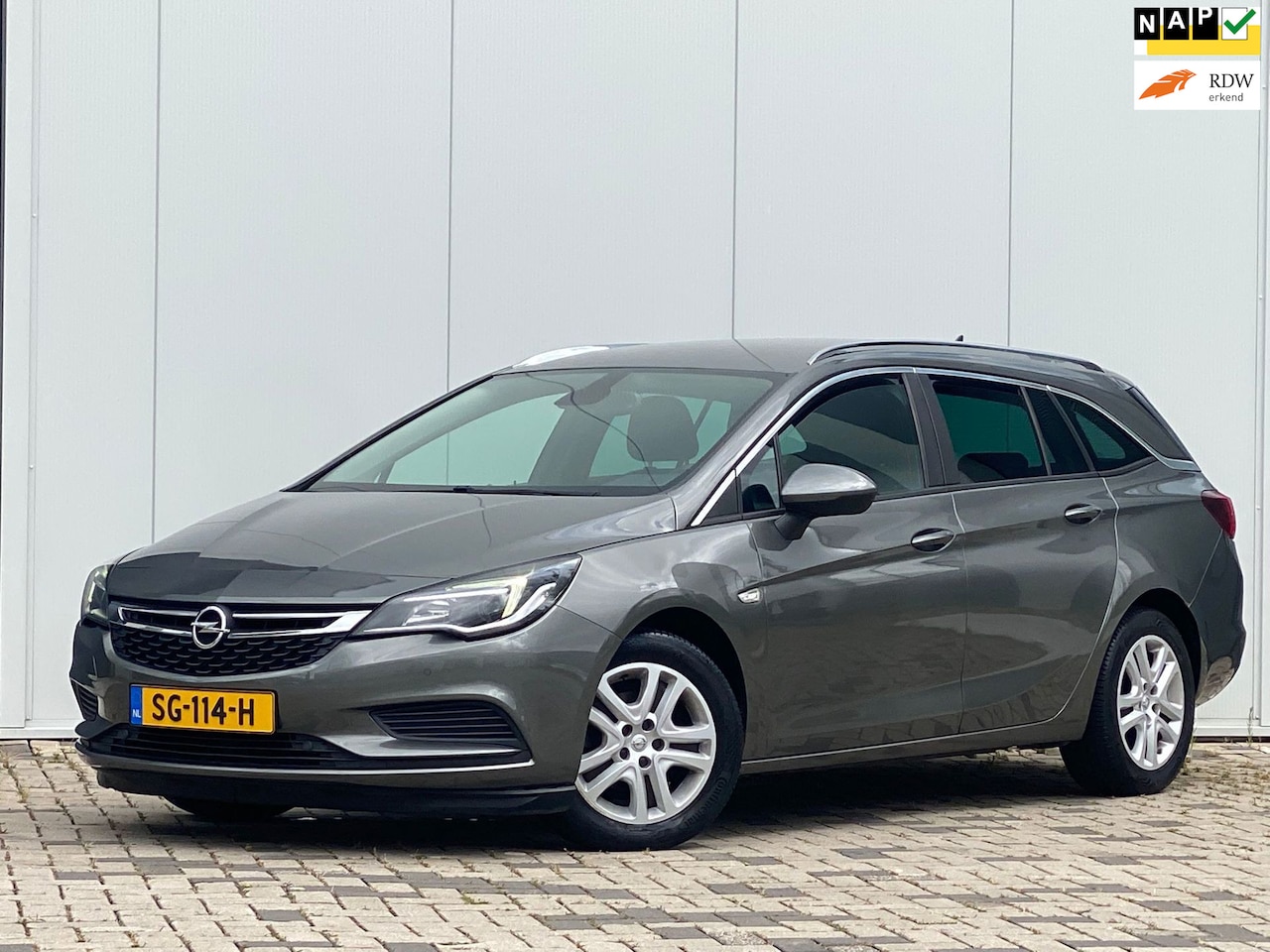 Opel Astra Sports Tourer - 1.6 CDTI Business 1.6 CDTI Business+ - AutoWereld.nl