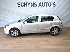 Opel Astra - 1.6 Essentia