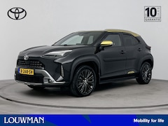 Toyota Yaris Cross - 1.5 Hybrid Adventure Limited | Treeplanken | Parkeersensoren V+A | LM-Velgen | Afneembare