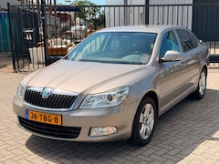 Skoda Octavia - 1.2 TSI Ambition Business Line Automaat Clima Navi