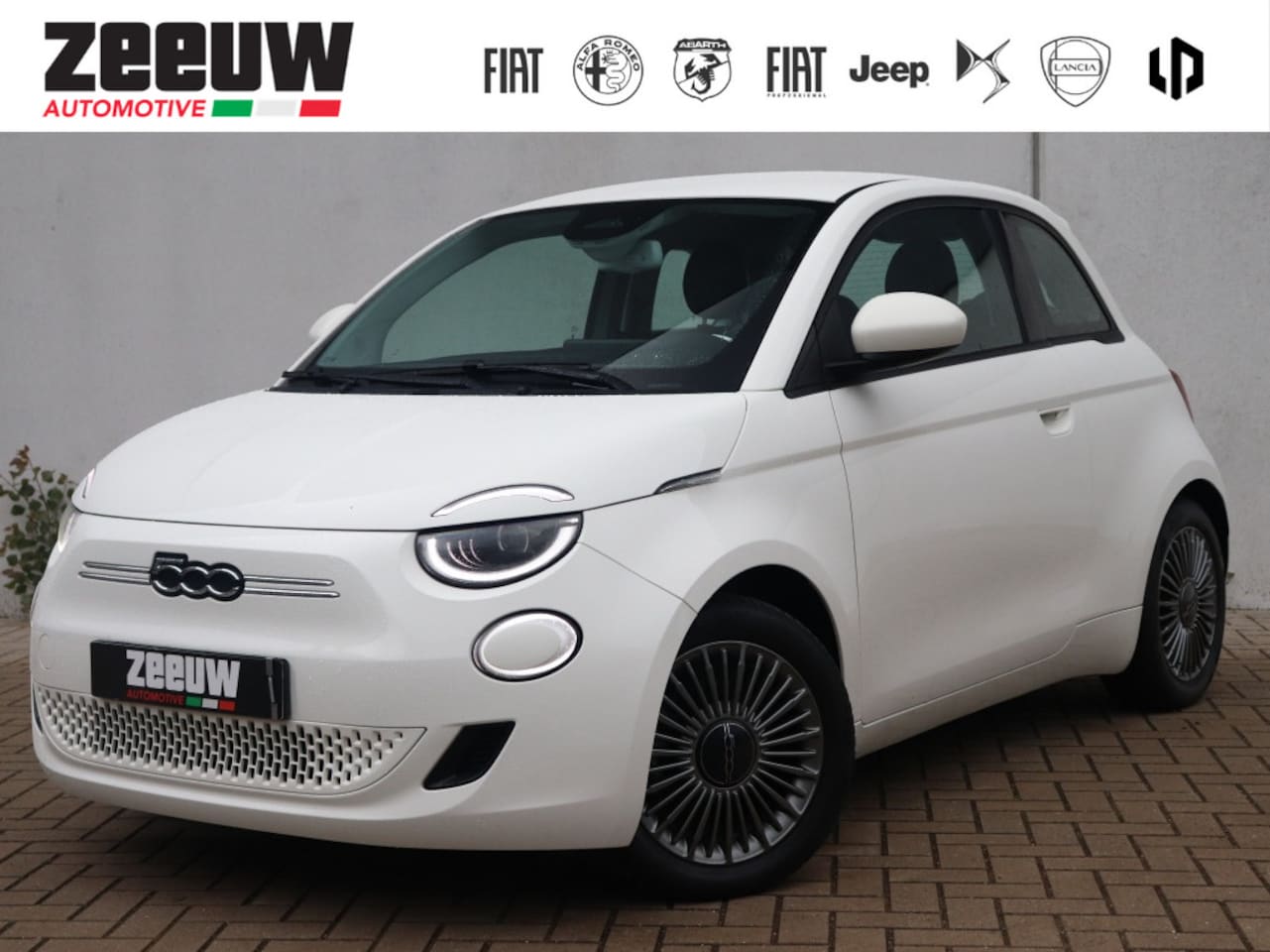 Fiat 500e - Icon 42 kWh | Navi | LED | Carplay | Comfort | PDC | 17" - AutoWereld.nl