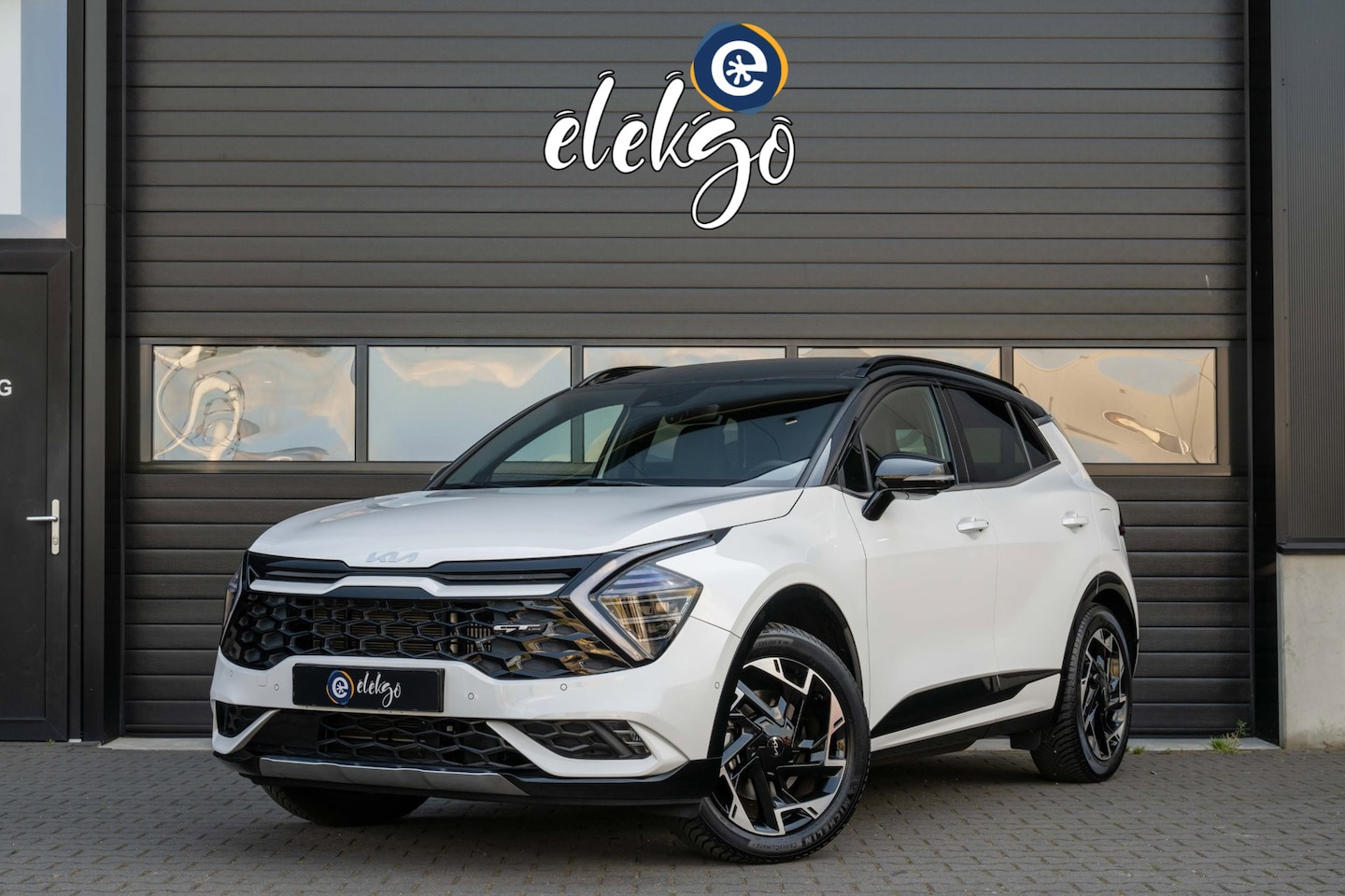 Kia Sportage - 1.6 T-GDi Plug-in Hybrid AWD GT-Plus Line|360|Pano|Harman|Leder - AutoWereld.nl
