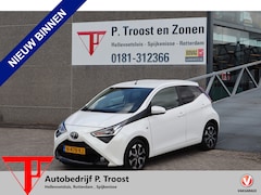 Toyota Aygo - 1.0 VVT-i x-joy automaat Apple carplay/Achteruitrijcamera/Climate control/DAB Radio/Licht