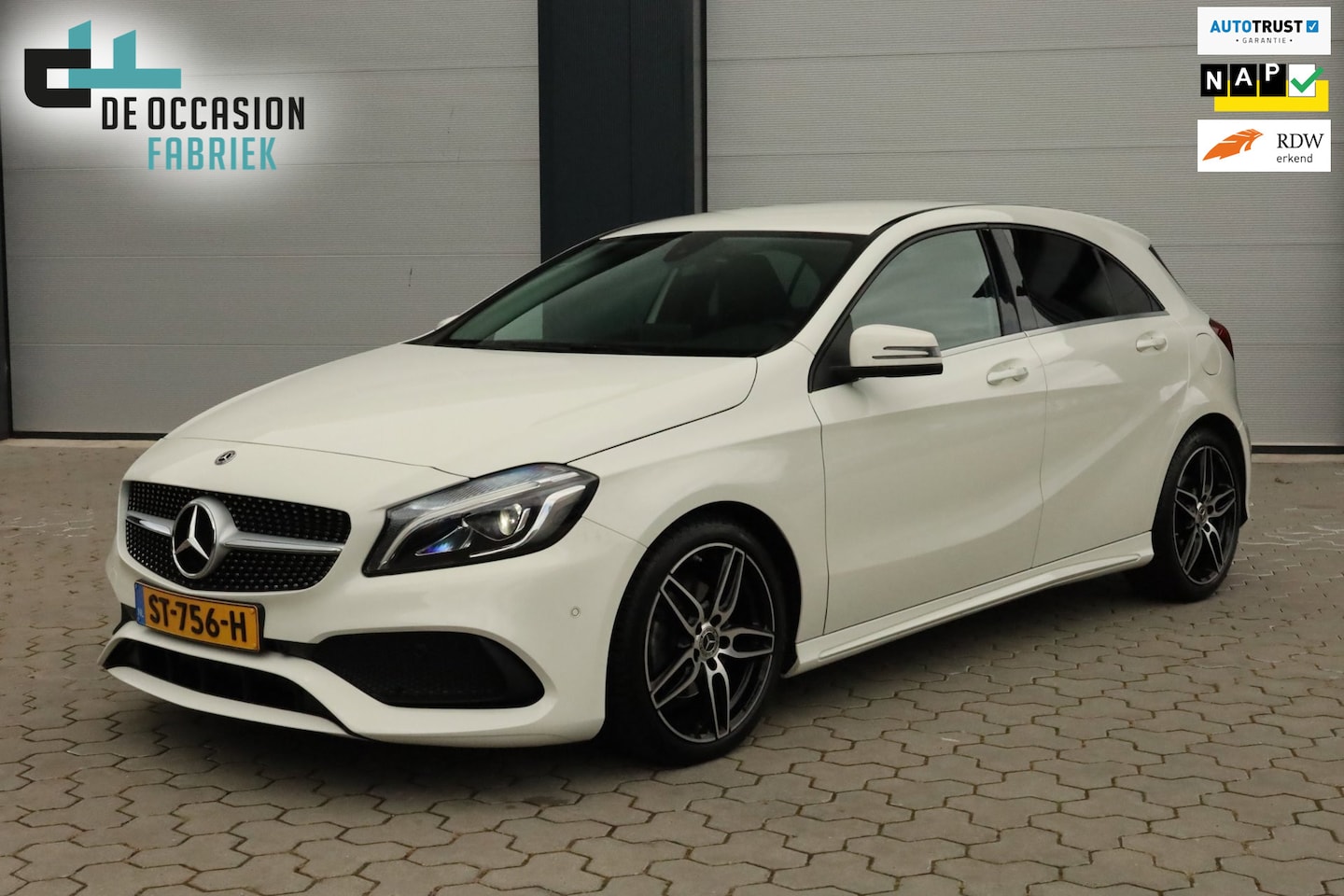 Mercedes-Benz A-klasse - 180 AMG Navi Camera PDC - AutoWereld.nl