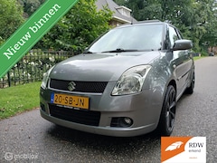 Suzuki Swift - 1.5 automaat panorama dak airco