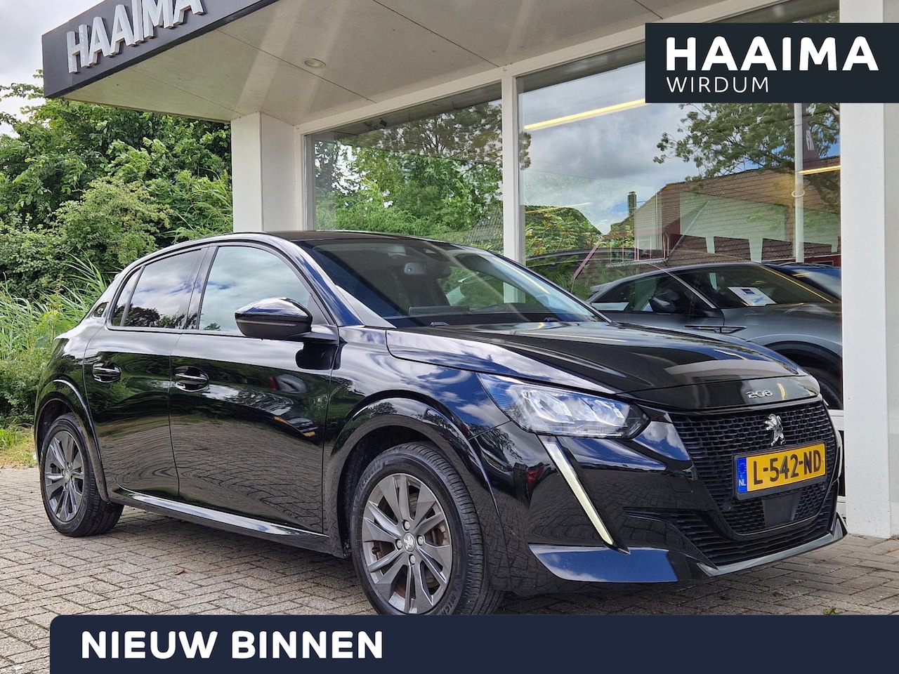 Peugeot e-208 - EV Allure Pack 50 kWh | Navigatie | Stoelverwarming | Climate & Cruise Control | Digitale - AutoWereld.nl