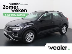 Volkswagen T-Roc - 1.5 TSI Life | 150 PK | Automaat | Adaptive cruise control | Navigatiesysteem | Dodehoek d