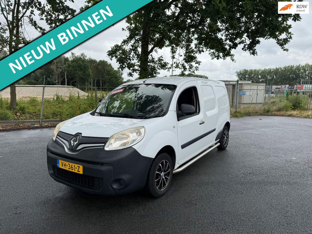 Renault Kangoo Express - 1.5 dCi 90 Express Maxi Black Edition S&S LANGE UITVOERING - AutoWereld.nl