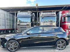 Mercedes-Benz A-klasse - 250e aut + f1 AMG Bus Sol Limited - nap - pano - 1e eig - widescreen - sfeerverl - cam - f