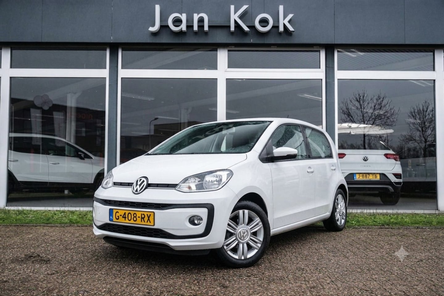 Volkswagen Up! - 1.0 BMT high up! | Climate Control | Cruise Control | Camera - AutoWereld.nl