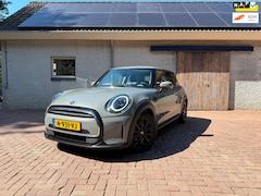 MINI 3-Deurs - 1.5 One Essential | Facelift | Adaptive LED | Cruise | Camera