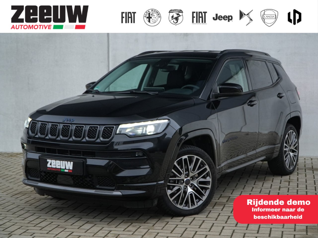 Jeep Compass - 4xe 240 PK Hybrid Summit | Leder | Winter | Navi | Premium | 19" - AutoWereld.nl