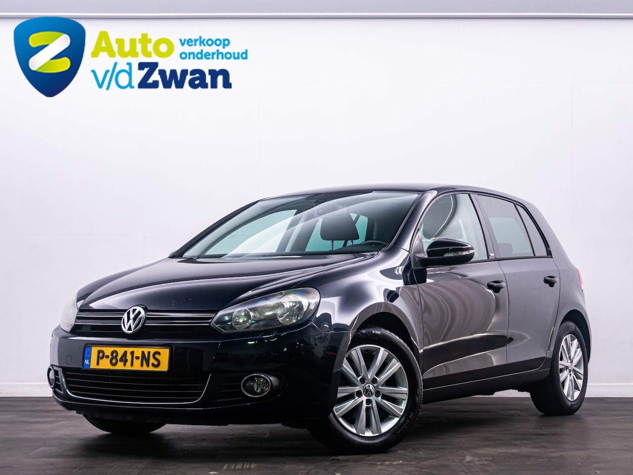 Volkswagen Golf - 1.2 TSI Highline BlueMotion Clima|PDC - AutoWereld.nl
