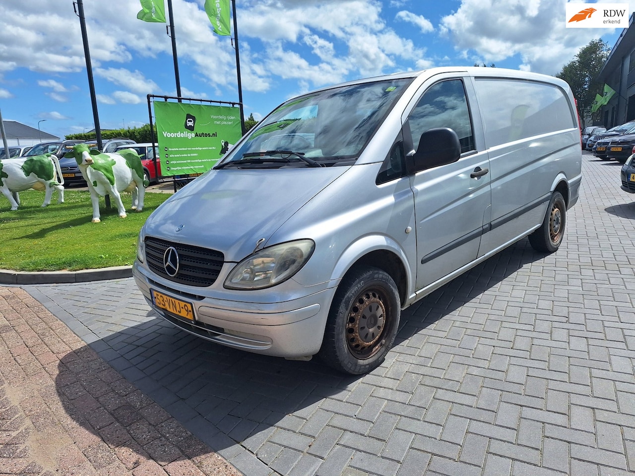 Mercedes-Benz Vito - 109 CDI 320 Lang DC Amigo luxe / Geen APK - AutoWereld.nl