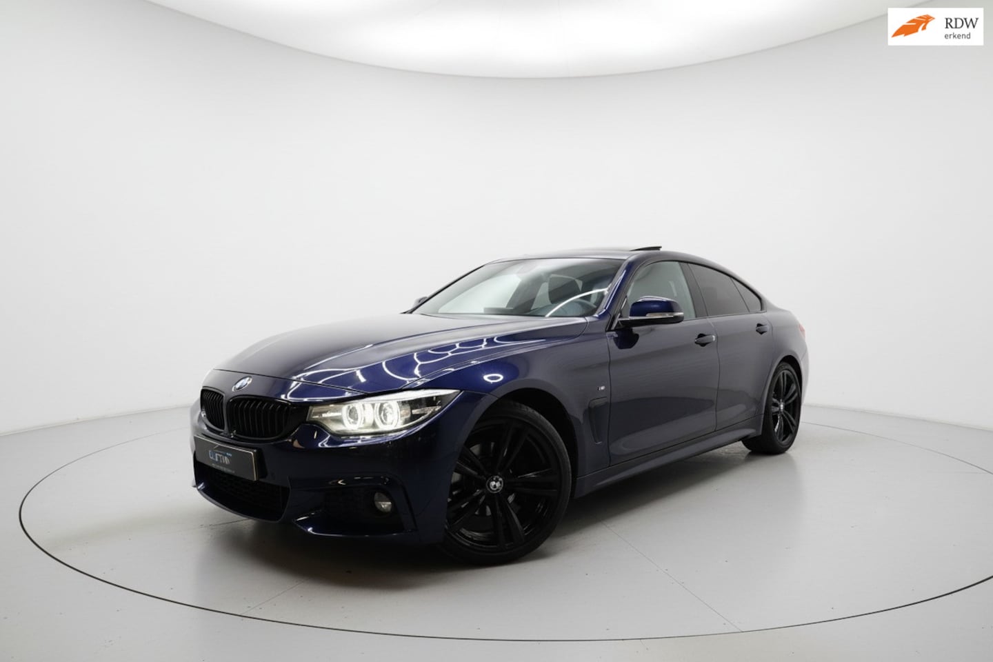 BMW 4-serie Gran Coupé - 418i High Executive M SPORT LEER CAM - AutoWereld.nl