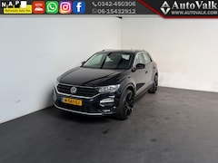 Volkswagen T-Roc - 1.5 TSI Sport. Trekhaak 20´´