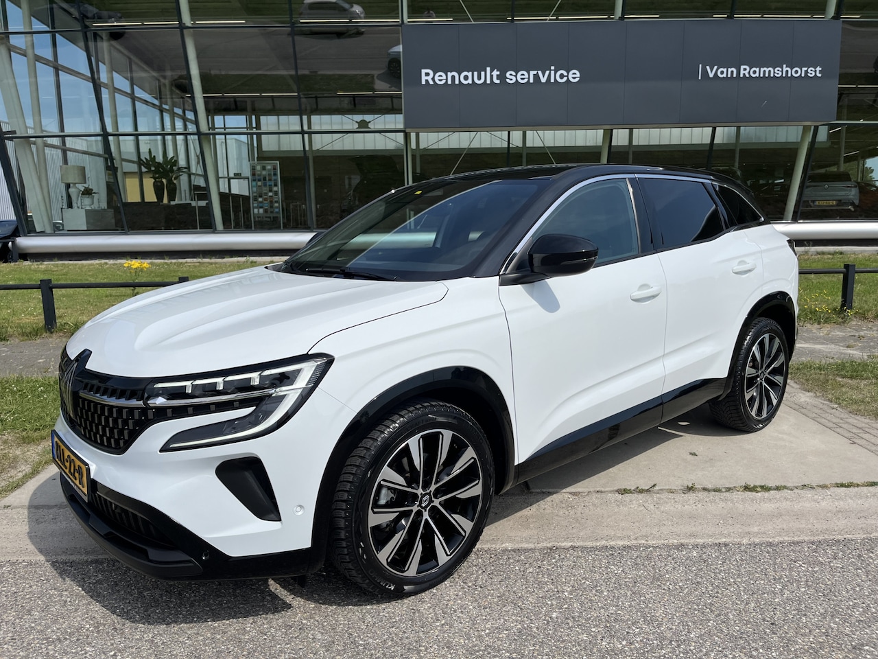 Renault Austral - 1.2 E-Tech full hybrid 200PK techno / Dealer onderhouden / Camera / Parkeerhulp V+A / Stuu - AutoWereld.nl