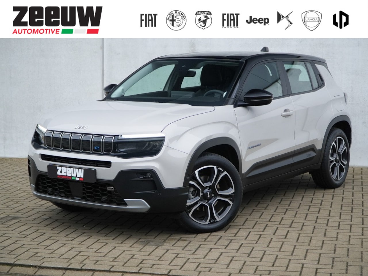Jeep Avenger - Altitude 54kWh | Leder | Camera | Winter | Navi | 18" - AutoWereld.nl