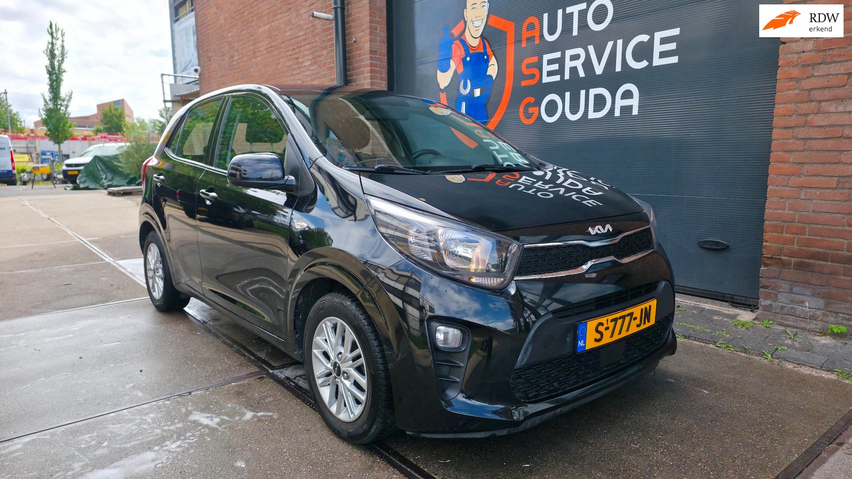 Kia Picanto - 1.0 DPi DynamicLine l Camera l Groot scherm l Garantie - AutoWereld.nl