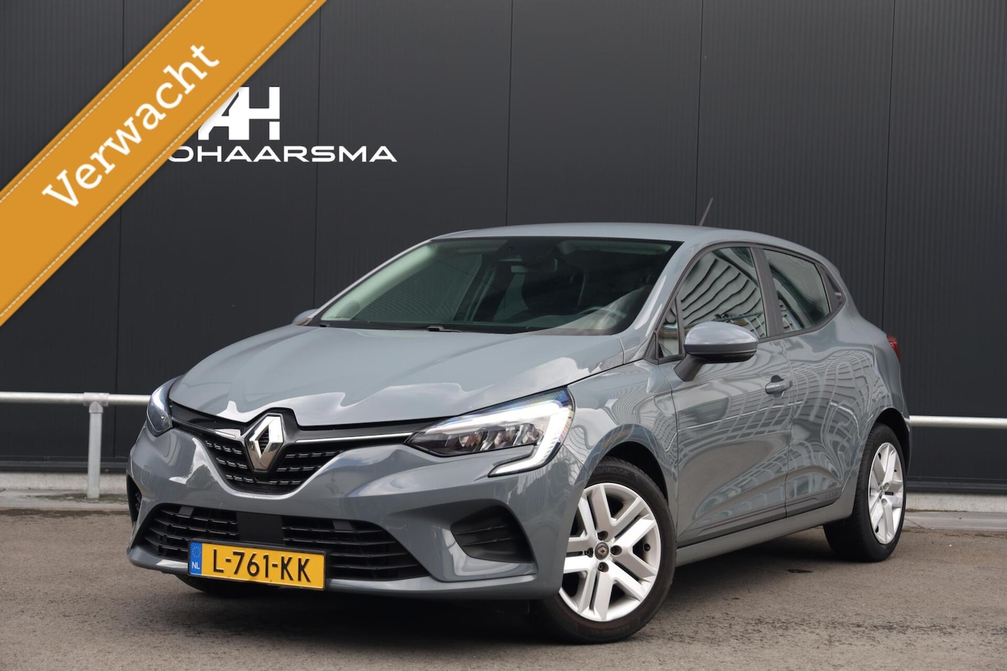 Renault Clio - 1.0 TCe 90pk Zen Clima Parkeersensoren Keynes LED CarPlay Navi NL-Auto! - AutoWereld.nl